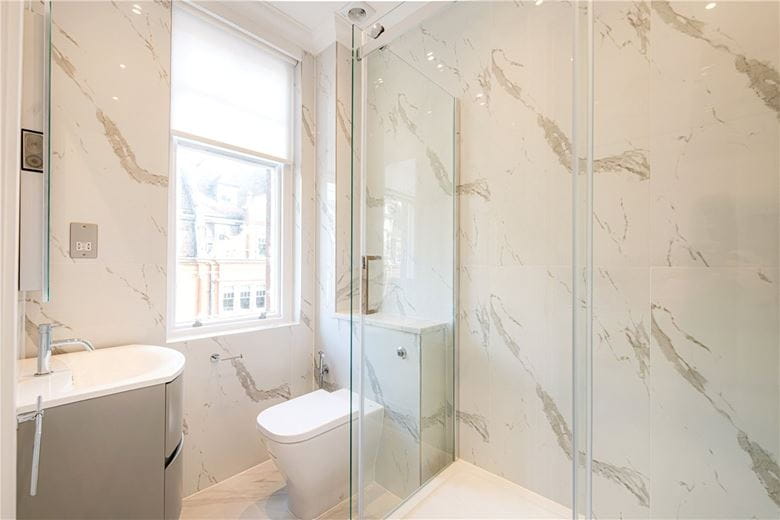 4 bedroom flat, Duke Street, Mayfair W1K - Available