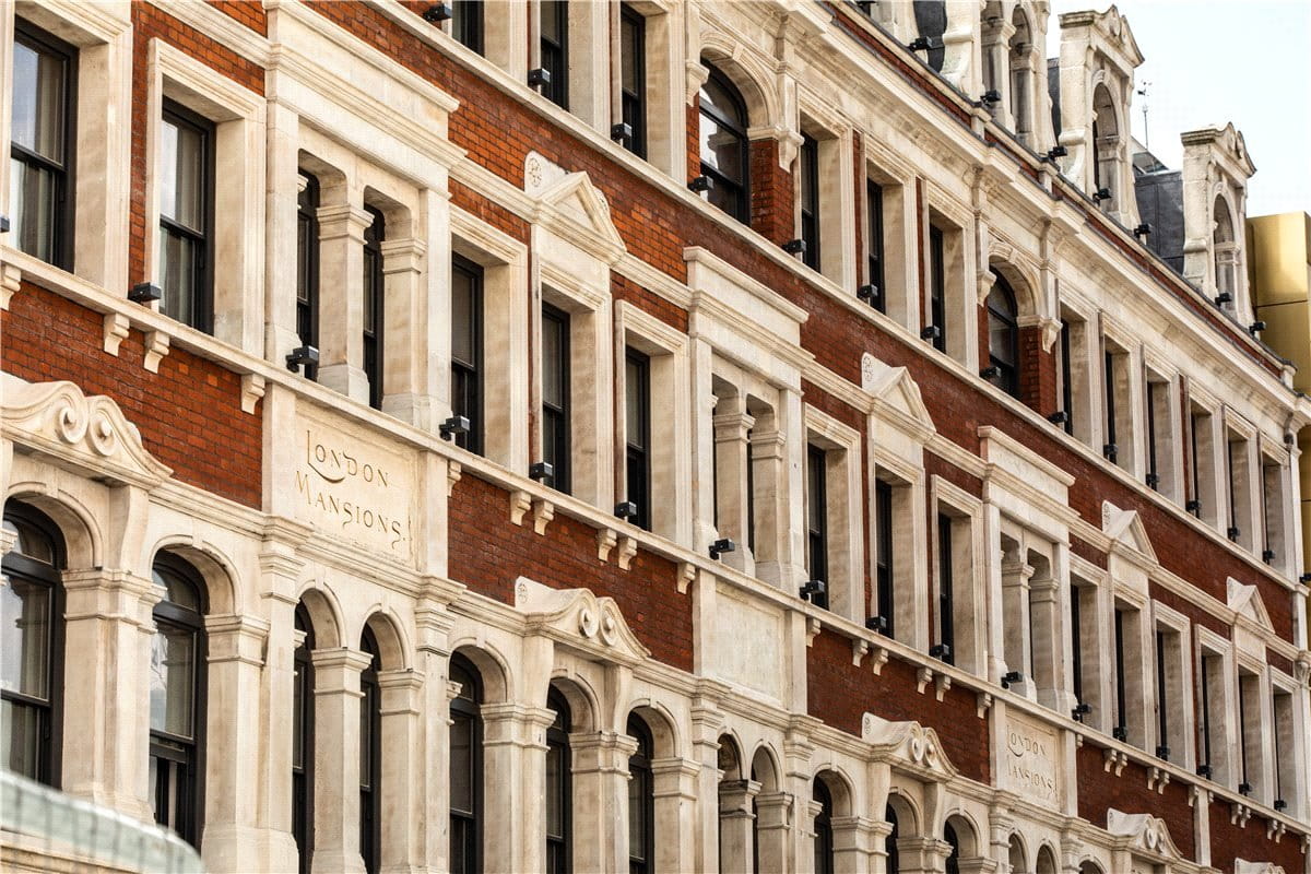 2 bedroom flat, Denmark Place, London WC2H - Available