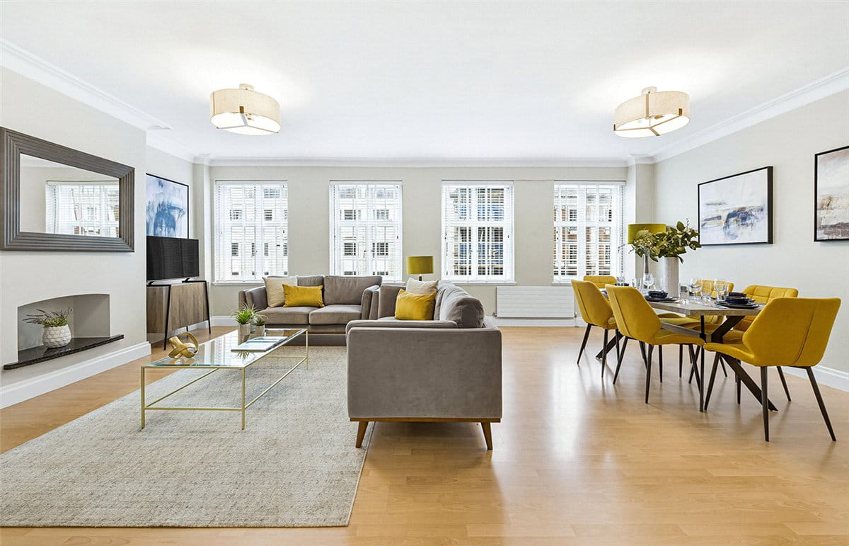 3 bedroom flat, Stafford Court, Kensington High Street W8 - Available