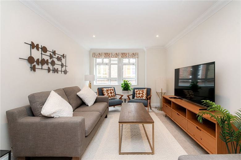 2 bedroom flat, Greycoat Street, Westminster SW1P - Available