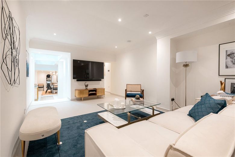 5 bedroom house, Catherine Place, Westminster SW1E - Available