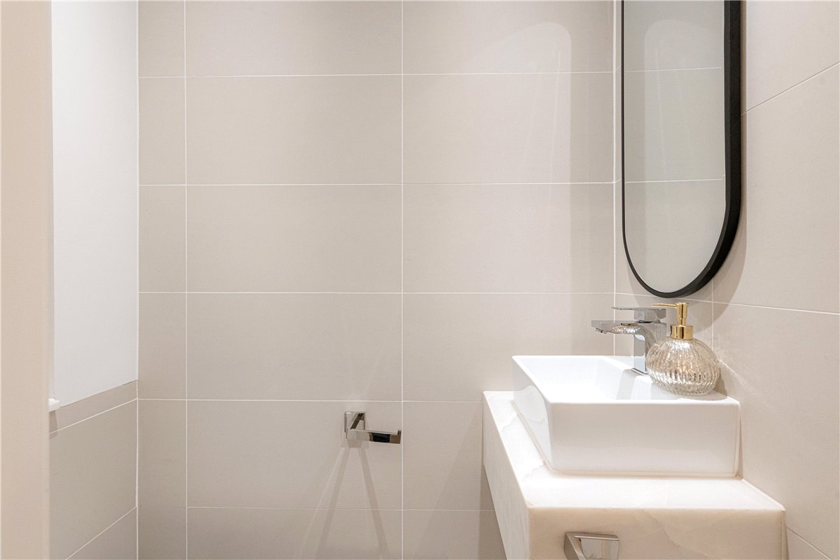 5 bedroom house, Catherine Place, Westminster SW1E - Available