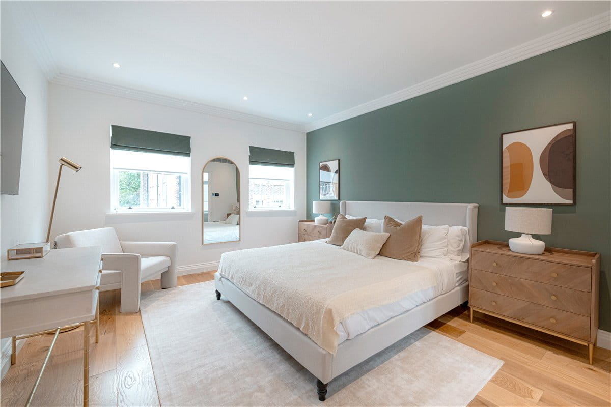 5 bedroom house, Catherine Place, Westminster SW1E - Available