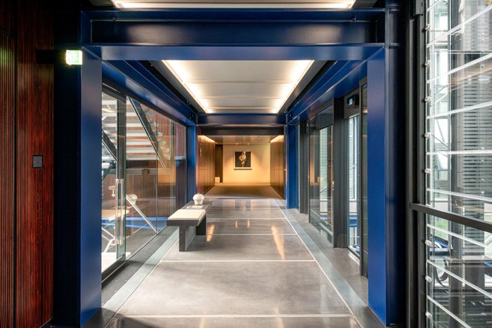 3 bedroom flat, Cork Street, Mayfair W1S - Available