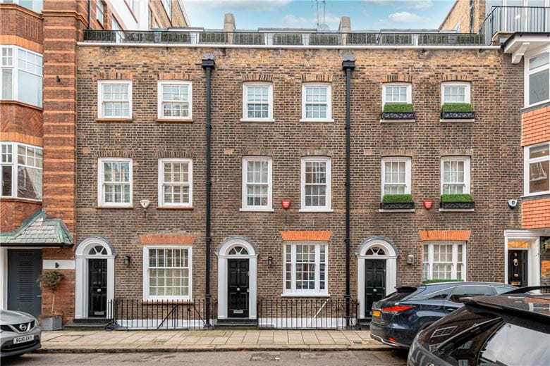 4 bedroom house, Catherine Place, Westminster SW1E - Available