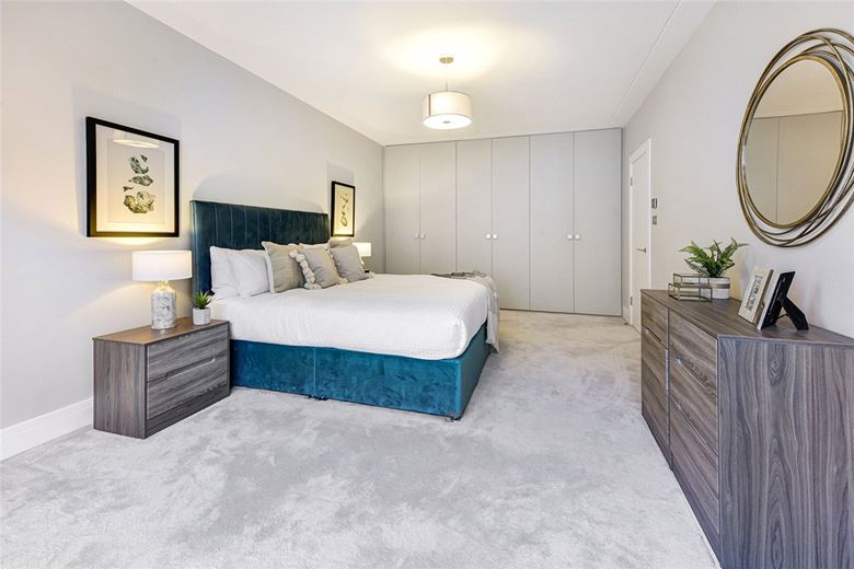 1 bedroom , Richmond Court, 200 Sloane Street SW1X - Available