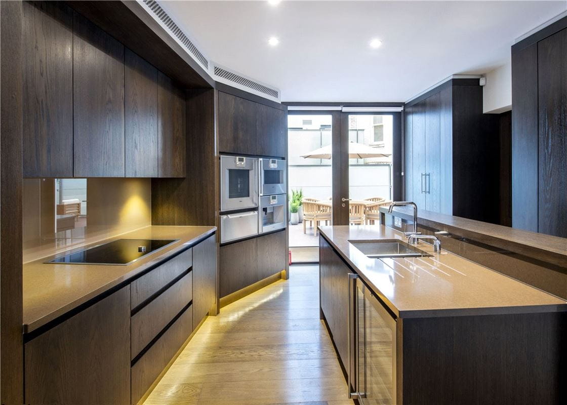 3 bedroom flat, Duke Street, Mayfair W1K - Available