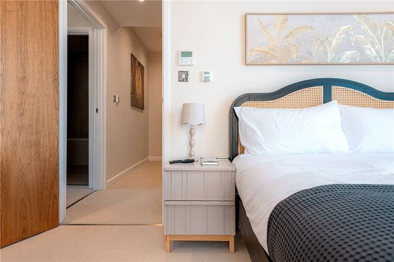 2 bedroom flat, Marsham Street, Westminster SW1P - Available