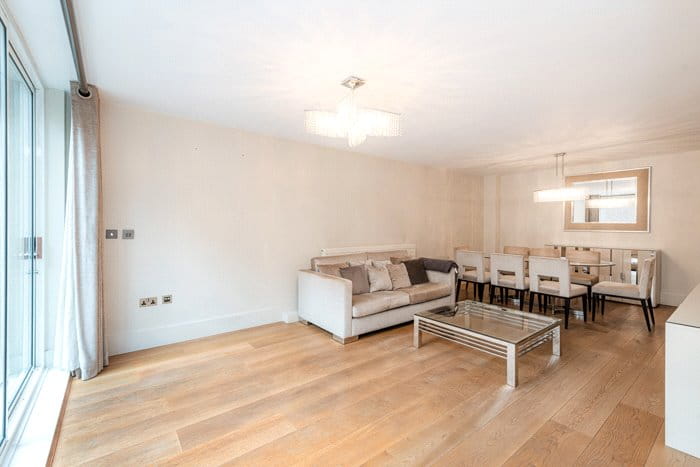 2 bedroom flat, Ebury Street, Belgravia SW1W - Available