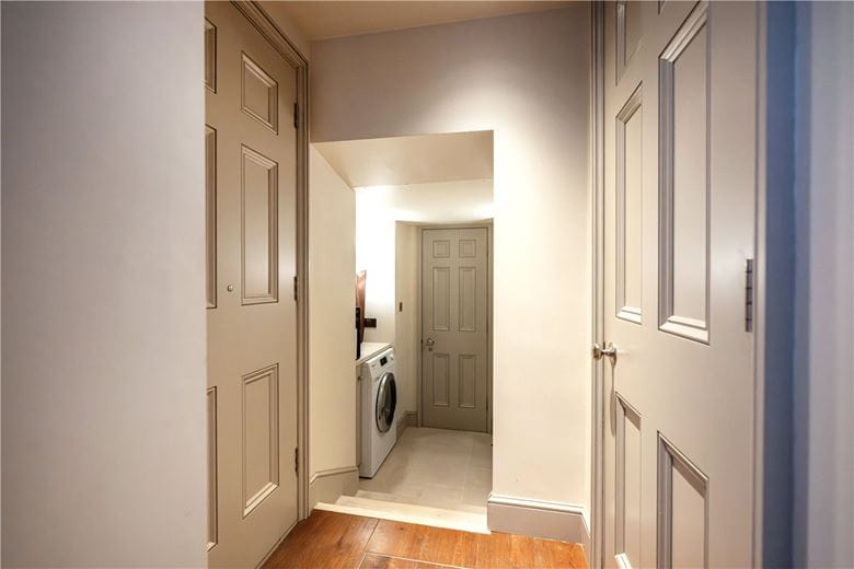 6 bedroom house, Chesterfield Hill, Mayfair W1J - Available