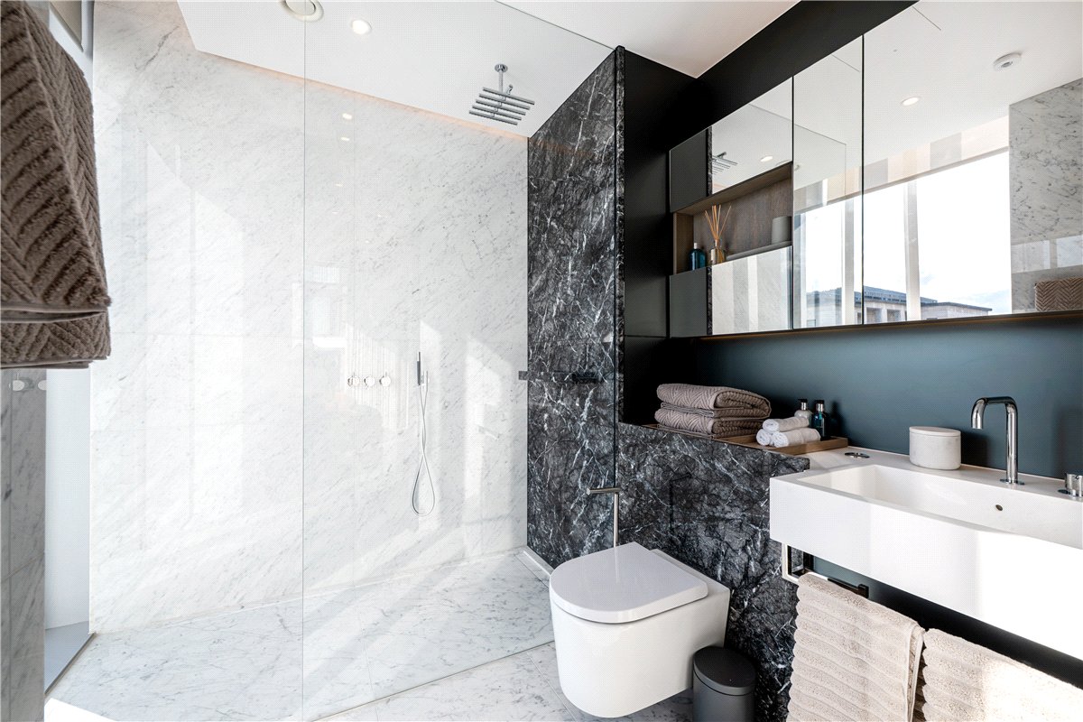 5 bedroom flat, Casson Square, London SE1 - Available