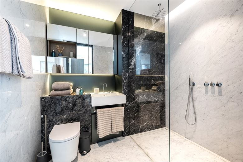 5 bedroom flat, Casson Square, London SE1 - Available