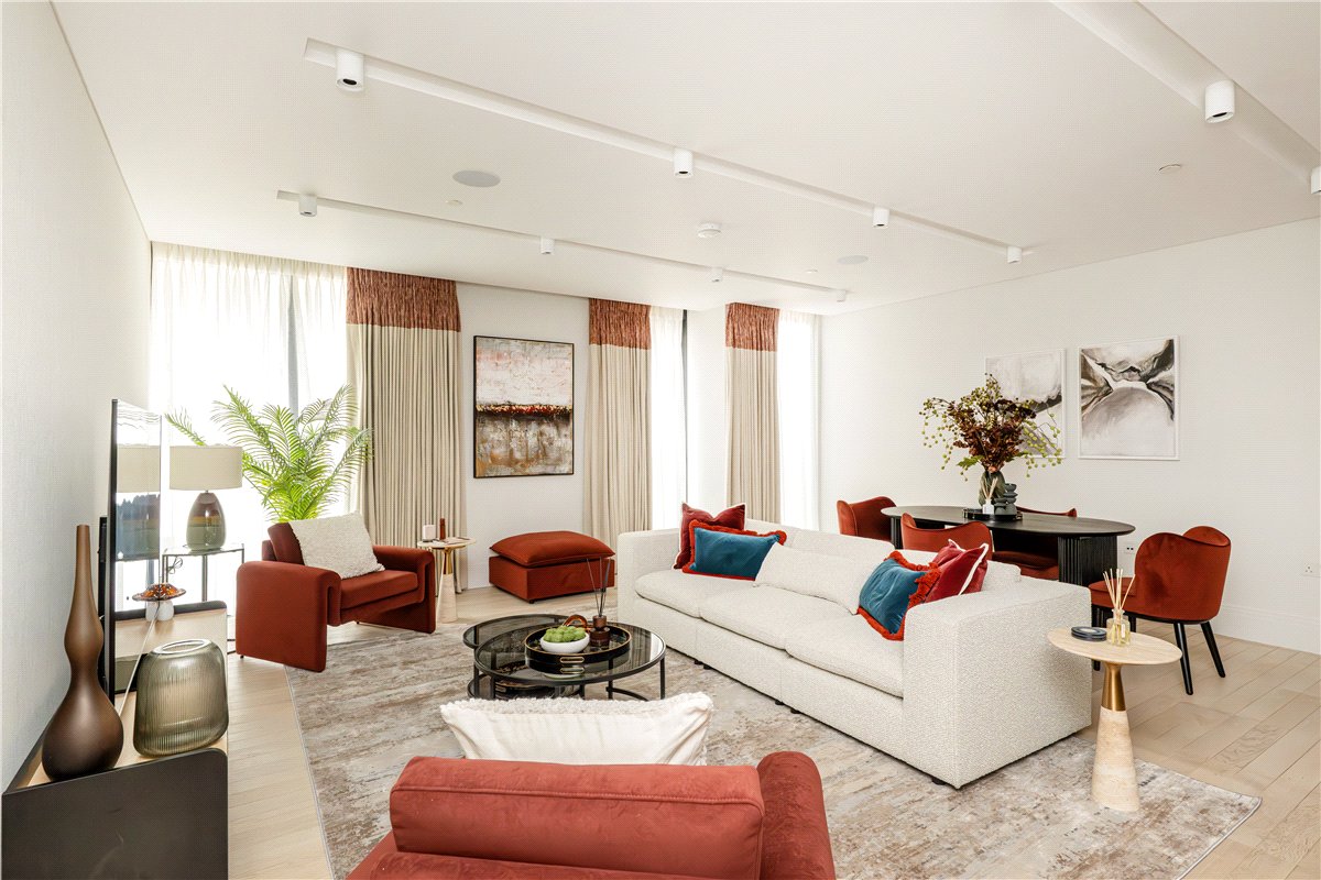 2 bedroom flat, Cork Street, Mayfair W1S - Let Agreed