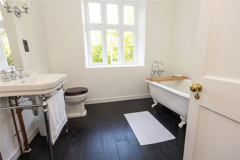 11 bedroom house, Talsarnau, Gwynedd LL47 - Available