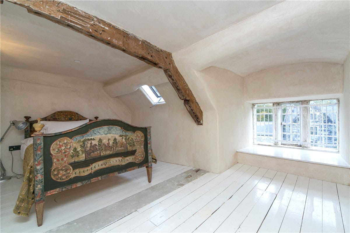 11 bedroom house, Talsarnau, Gwynedd LL47 - Available