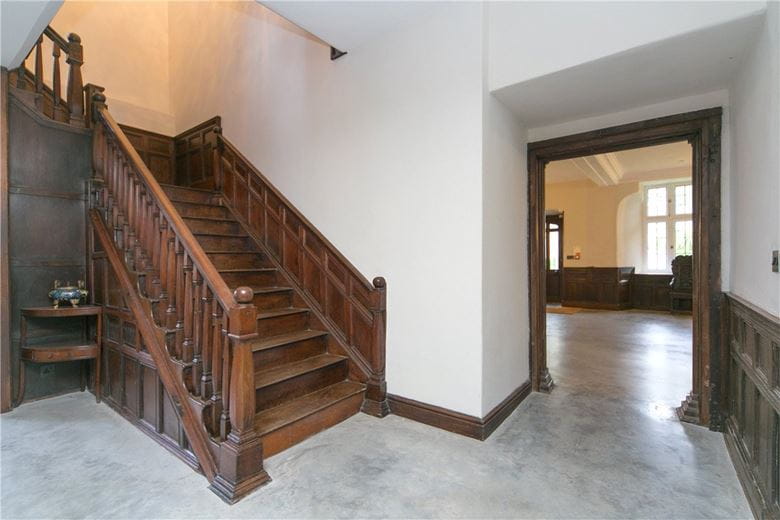 11 bedroom house, Talsarnau, Gwynedd LL47 - Available