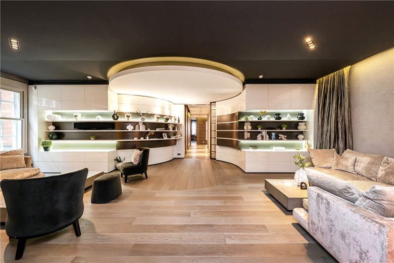 4 bedroom flat, North Row, London W1K - Available