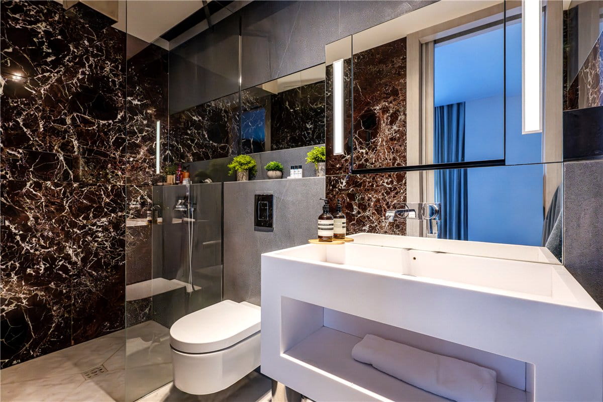 4 bedroom flat, North Row, London W1K - Available