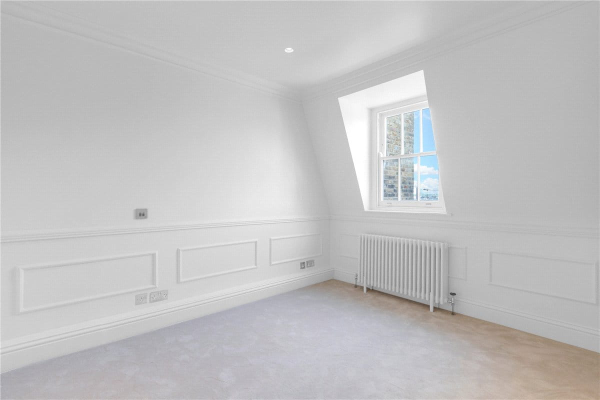 3 bedroom flat, Eaton Place, Belgravia SW1X - Available