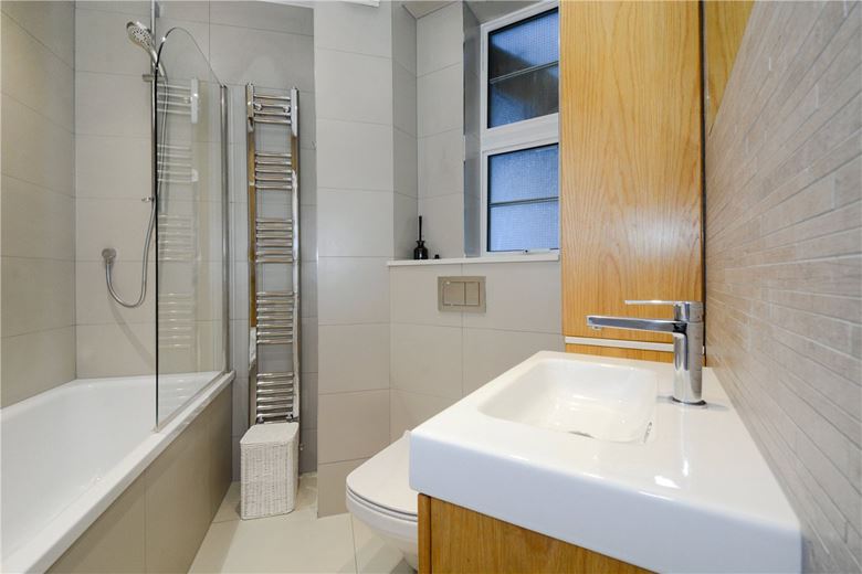 2 bedroom flat, Stourcliffe Close, Stourcliffe Street W1H - Let Agreed