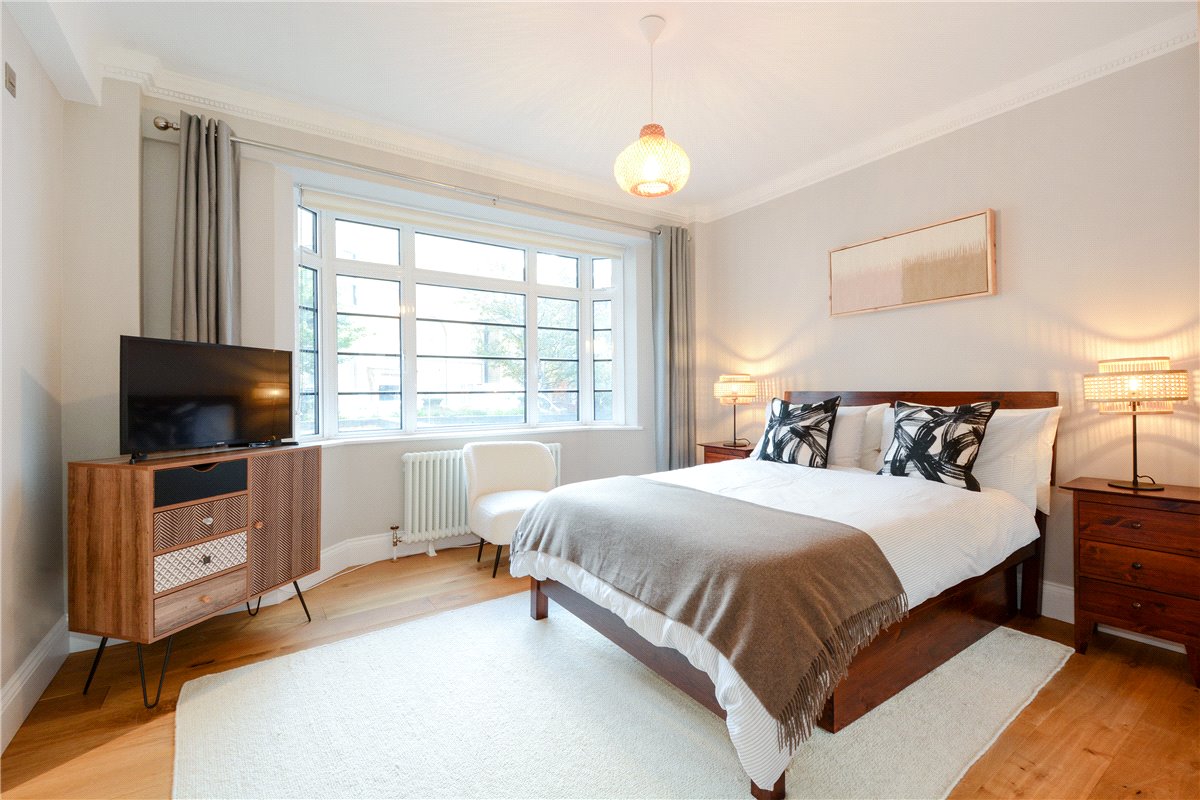 2 bedroom flat, Stourcliffe Close, Stourcliffe Street W1H - Let Agreed