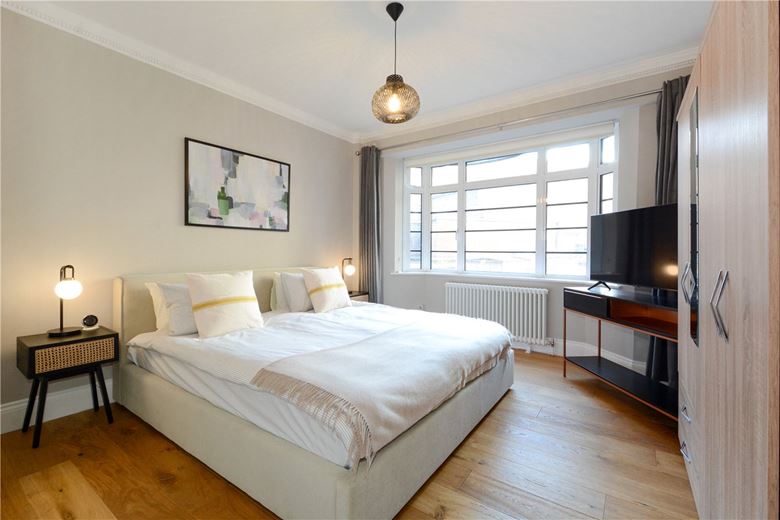 2 bedroom flat, Stourcliffe Close, Stourcliffe Street W1H - Let Agreed