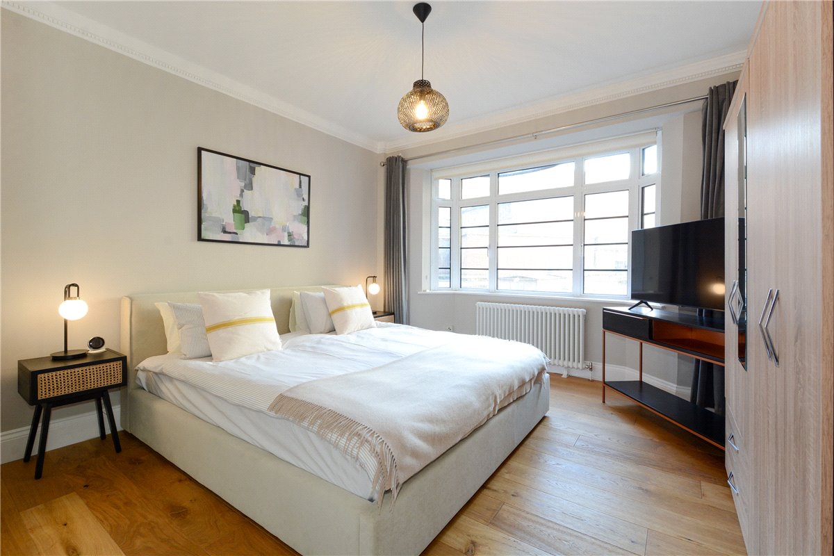 2 bedroom flat, Stourcliffe Close, Stourcliffe Street W1H - Let Agreed