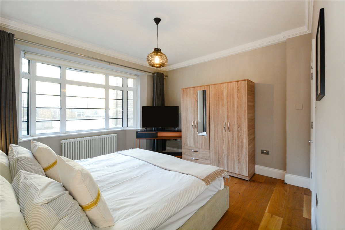2 bedroom flat, Stourcliffe Close, Stourcliffe Street W1H - Let Agreed