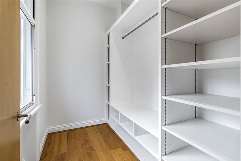 3 bedroom flat, Marylebone High Street, Marylebone W1U - Available