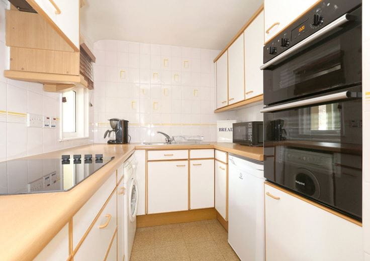 1 bedroom flat, St. Christopher's Place, Marylebone W1U - Available