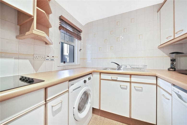 1 bedroom flat, St. Christopher's Place, Marylebone W1U - Available
