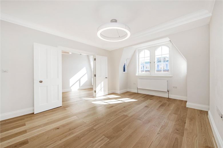 2 bedroom flat, Marylebone High Street, Marylebone W1U - Let Agreed