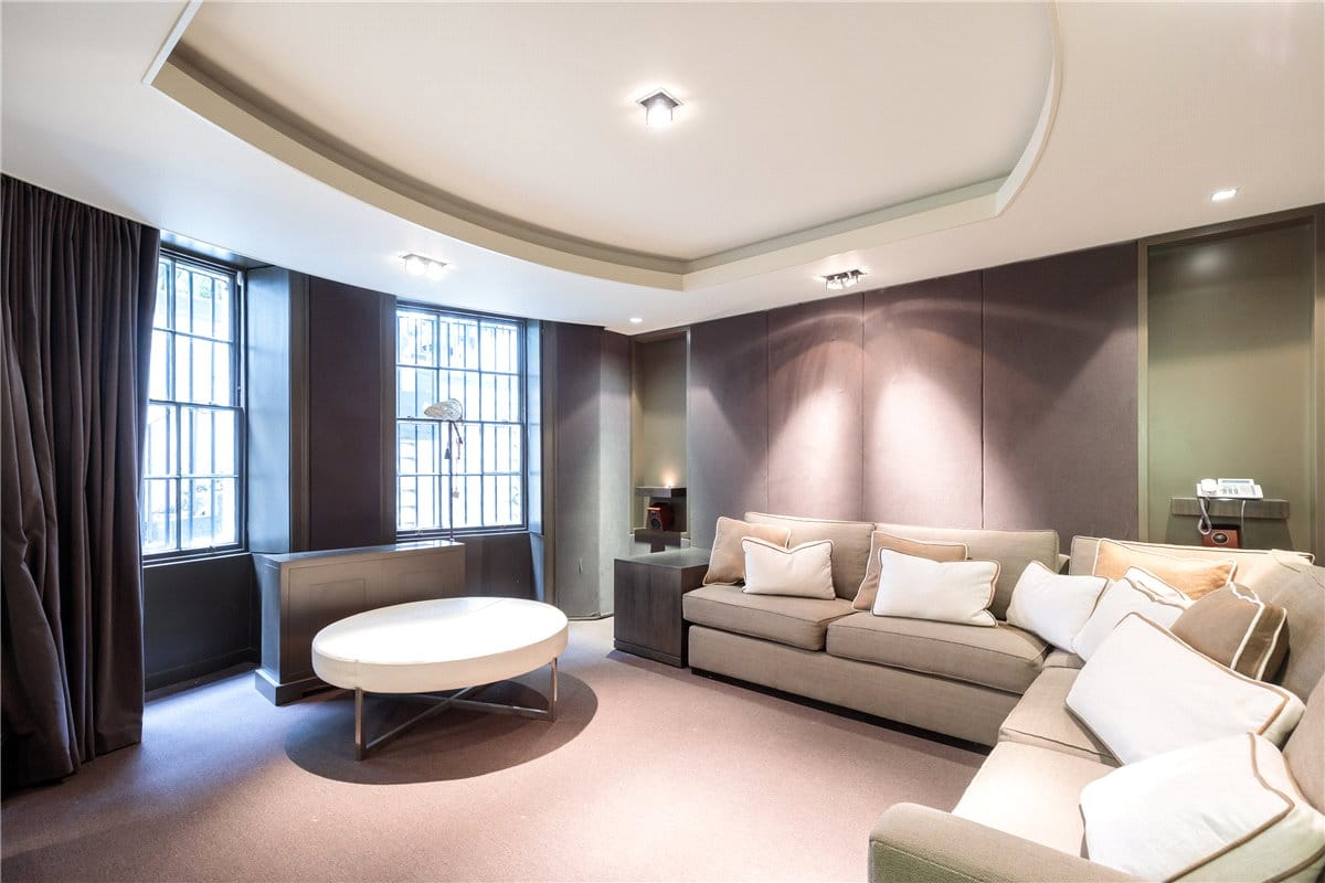 5 bedroom house, Montagu Square, London W1H - Available