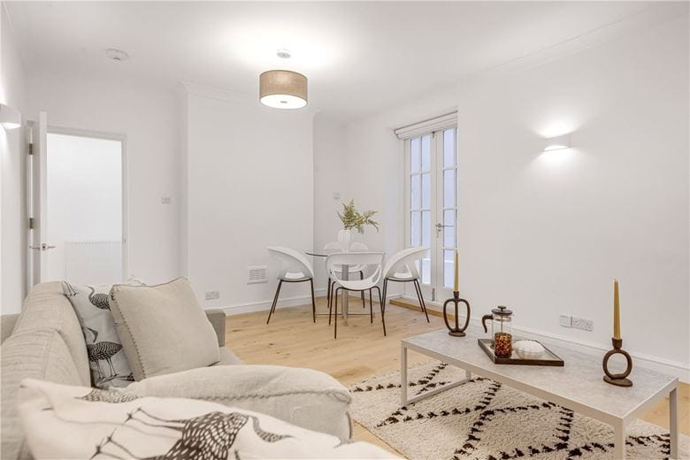 1 bedroom flat, Ossington Buildings, London W1U - Available