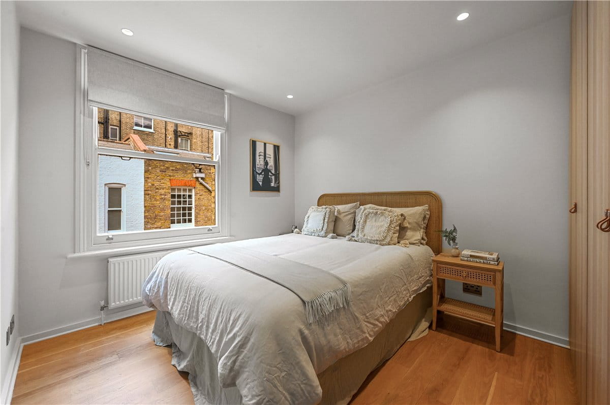2 bedroom flat, Bingham Place, Marylebone W1U - Available