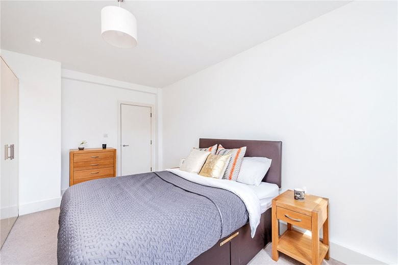 2 bedroom flat, Wimpole Street, Marylebone W1G - Available