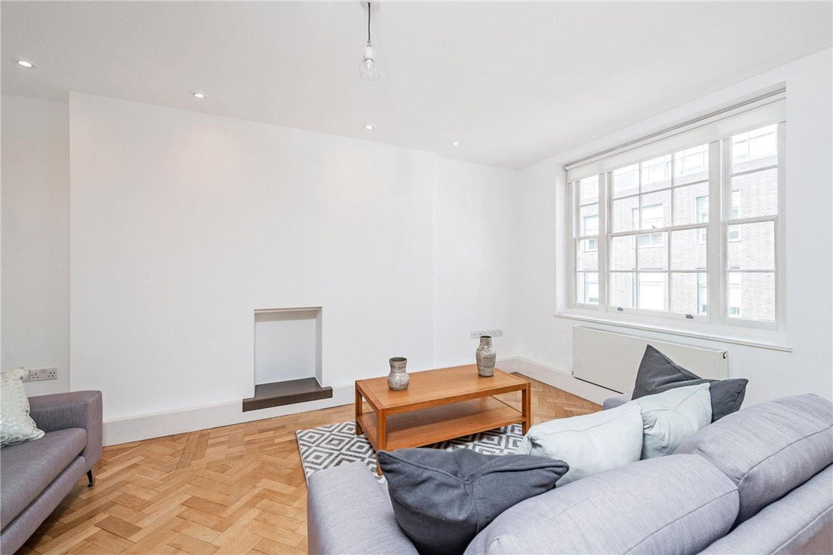 2 bedroom flat, Wimpole Street, Marylebone W1G - Available