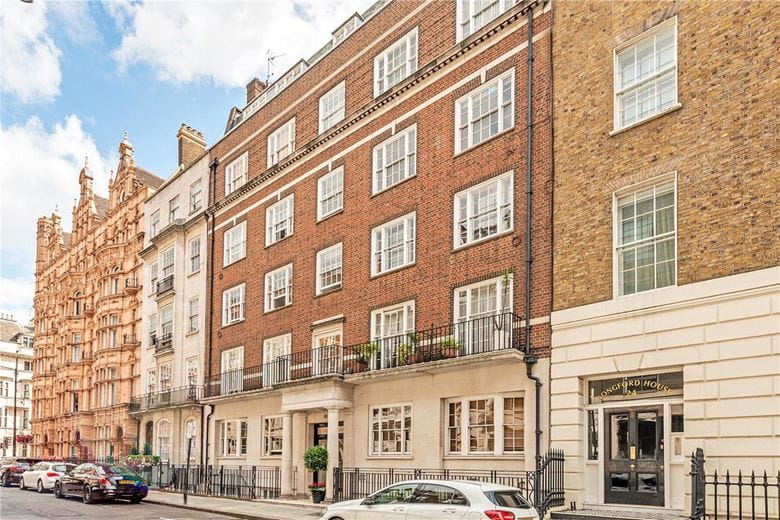 2 bedroom flat, Wimpole Street, Marylebone W1G - Available