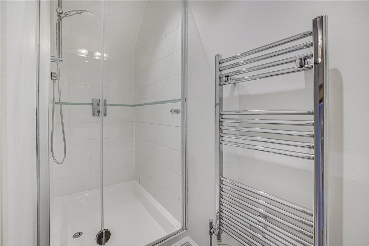 3 bedroom flat, Queen Anne Street, London W1G - Available