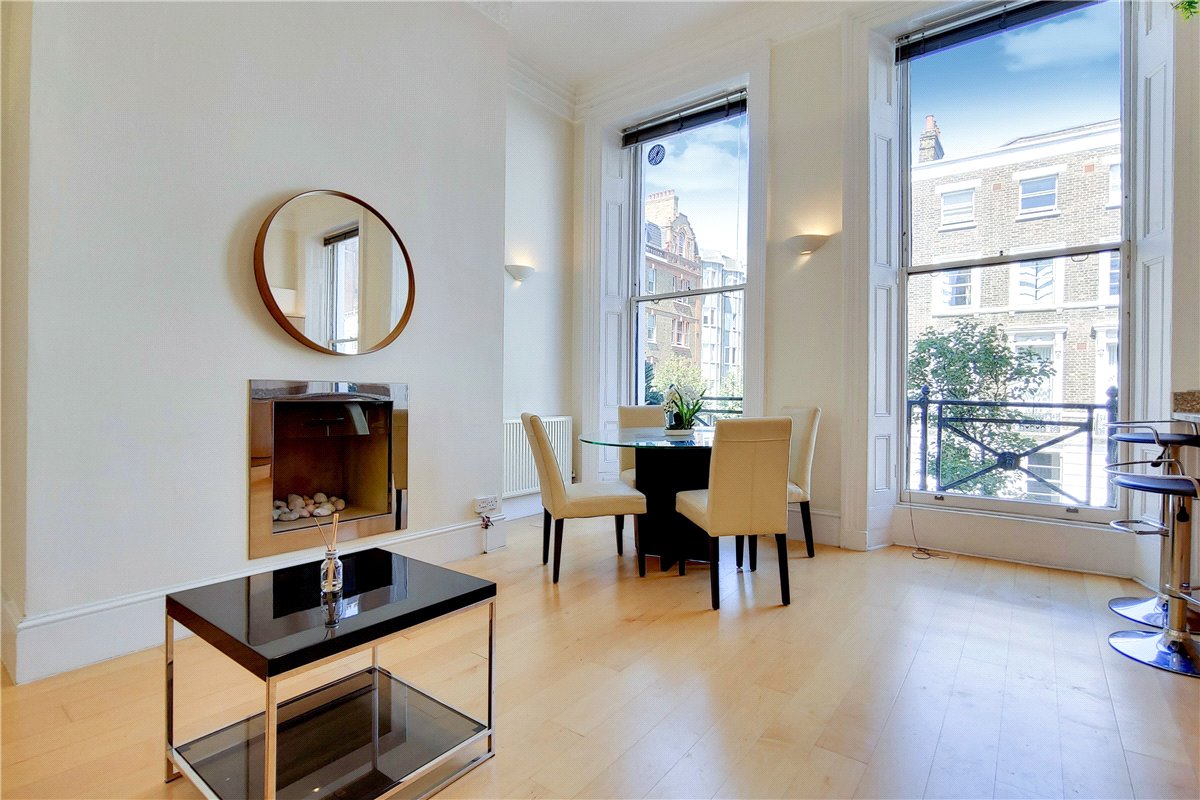 2 bedroom flat, Weymouth Street, Marylebone W1G - Available