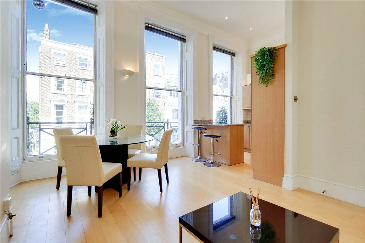 2 bedroom flat, Weymouth Street, Marylebone W1G - Available