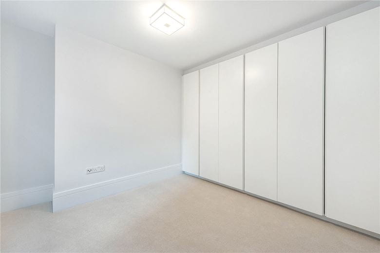 3 bedroom house, Welbeck Way, Marylebone W1G - Available