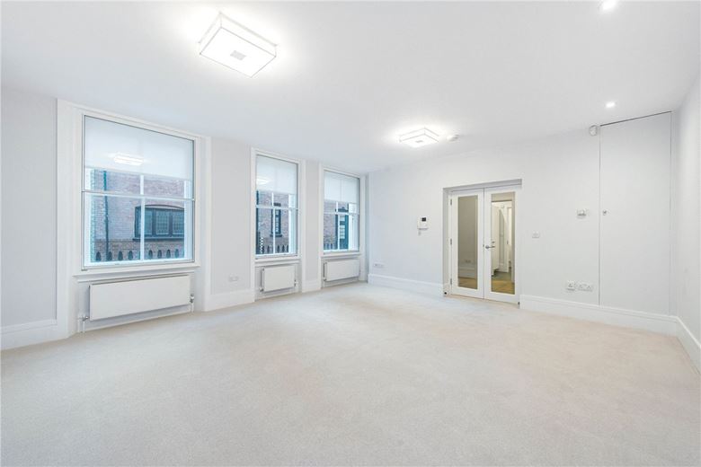 3 bedroom house, Welbeck Way, Marylebone W1G - Available