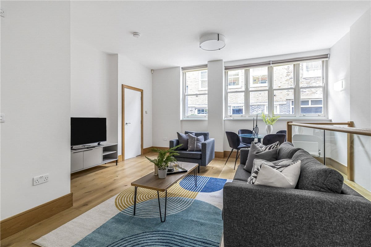 2 bedroom house, Bentinck Mews, Marylebone W1U - Available