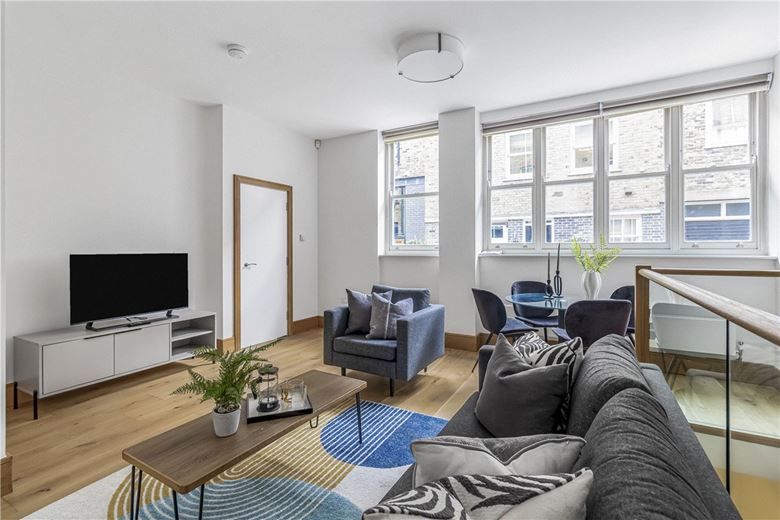 2 bedroom house, Bentinck Mews, Marylebone W1U - Available