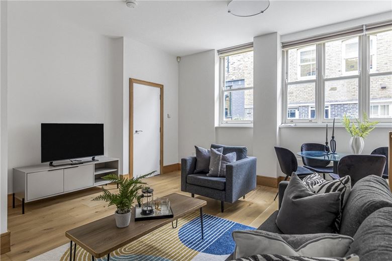 2 bedroom house, Bentinck Mews, Marylebone W1U - Available