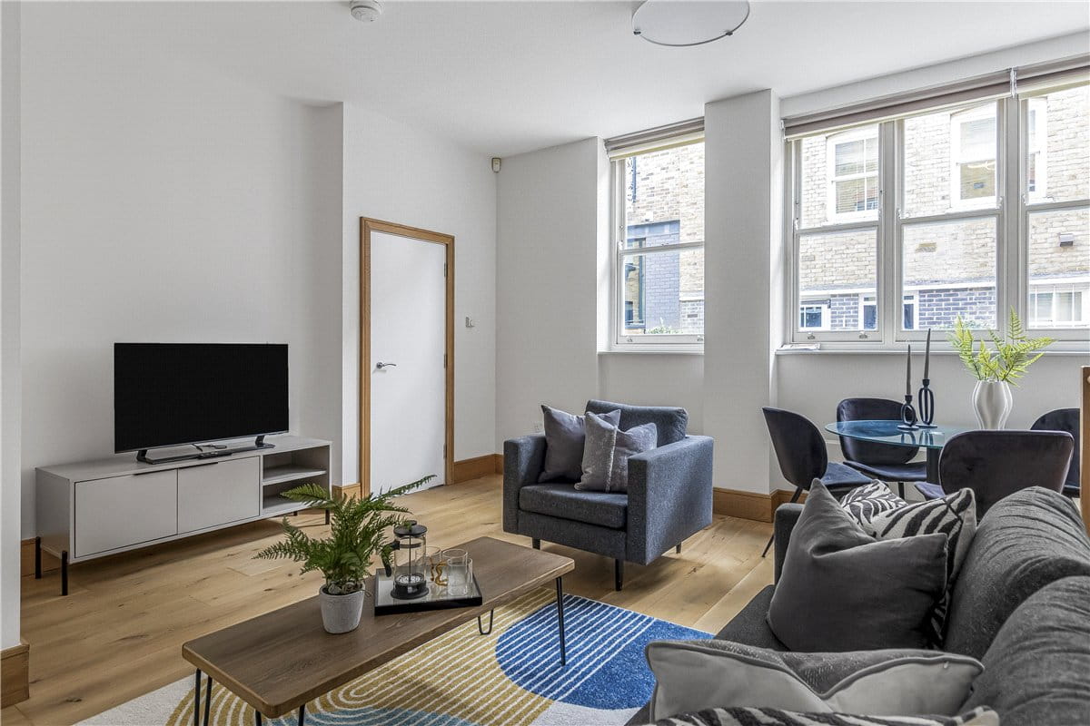 2 bedroom house, Bentinck Mews, Marylebone W1U - Available