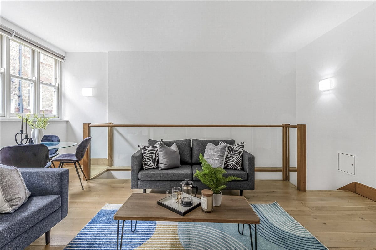 2 bedroom house, Bentinck Mews, Marylebone W1U - Available