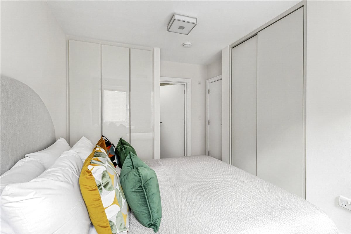 2 bedroom house, Bentinck Mews, Marylebone W1U - Available