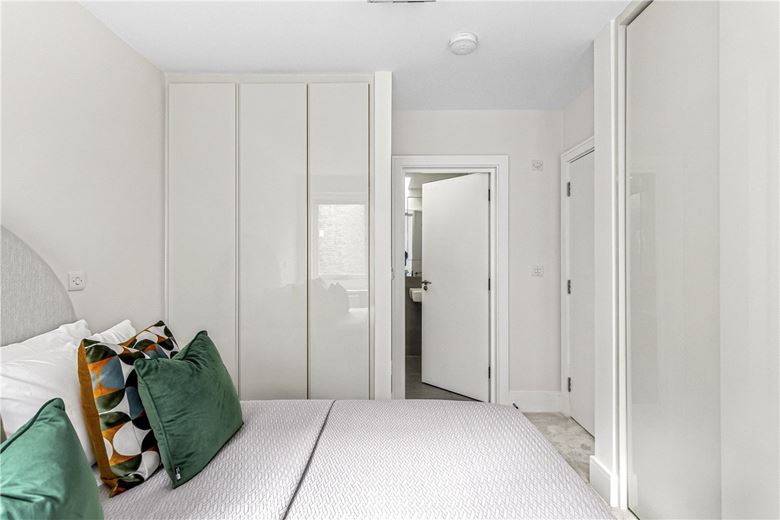 2 bedroom house, Bentinck Mews, Marylebone W1U - Available